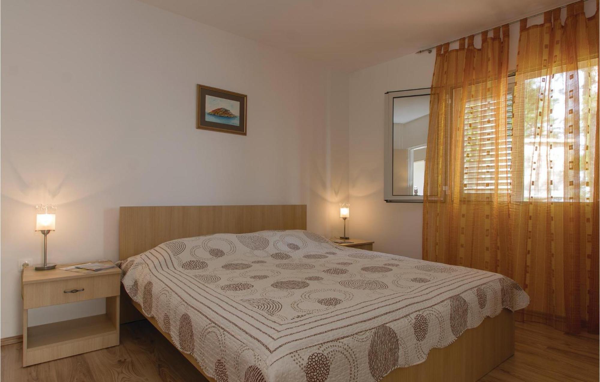 Cozy Apartment In Prigradica With House Sea View Dış mekan fotoğraf